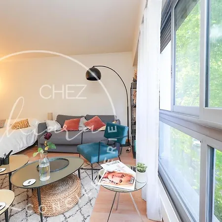 Comfortable & Bright Flat Canal St Martin For 4 Pp *