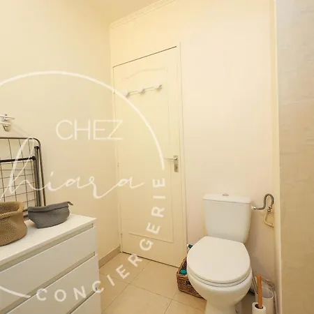 Comfortable & Bright Flat Canal St Martin For 4 Pp *